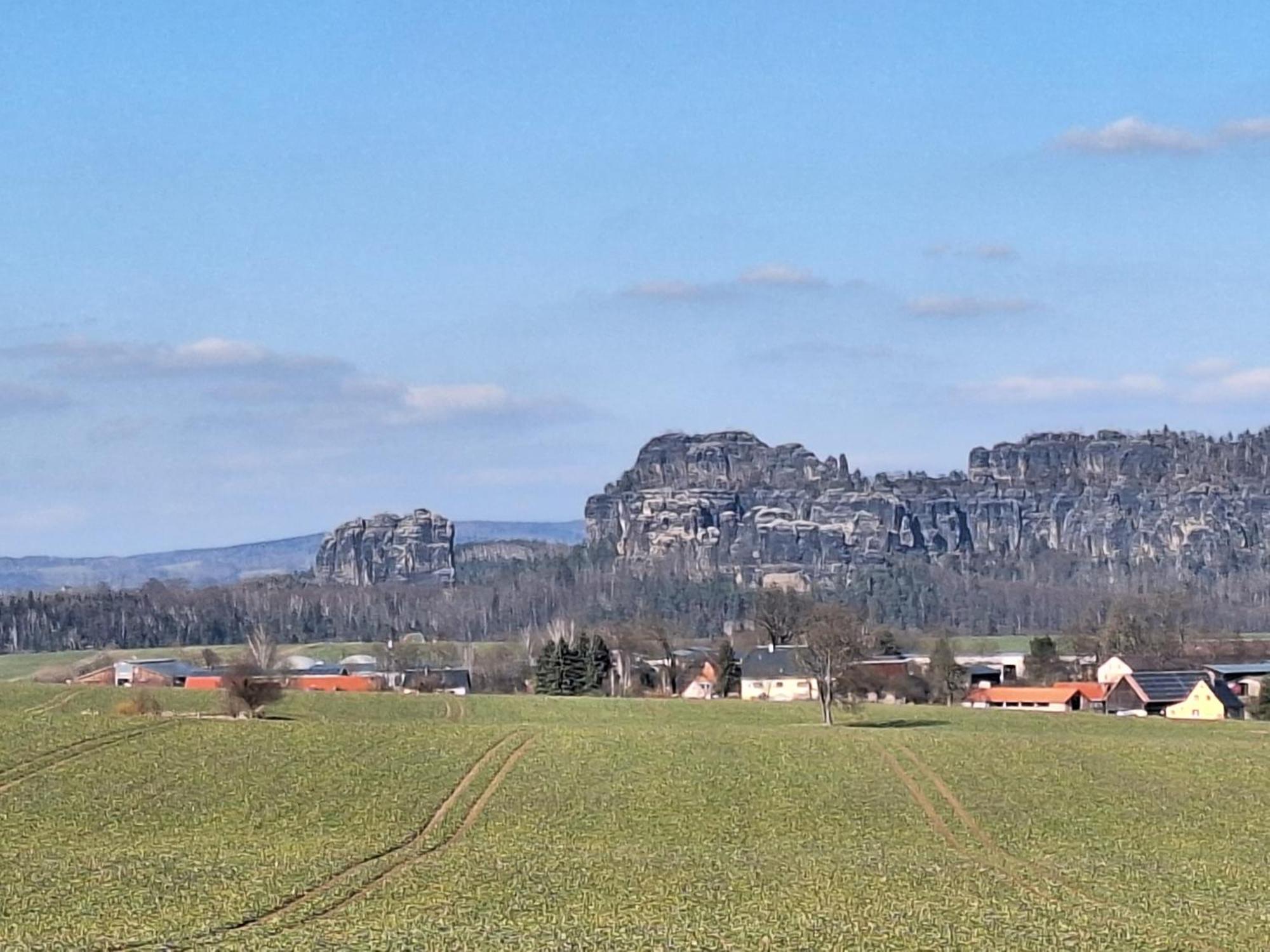 Ferienwohnung Blick Zum Zirkelstein Reinhardtsdorf-Schona Buitenkant foto