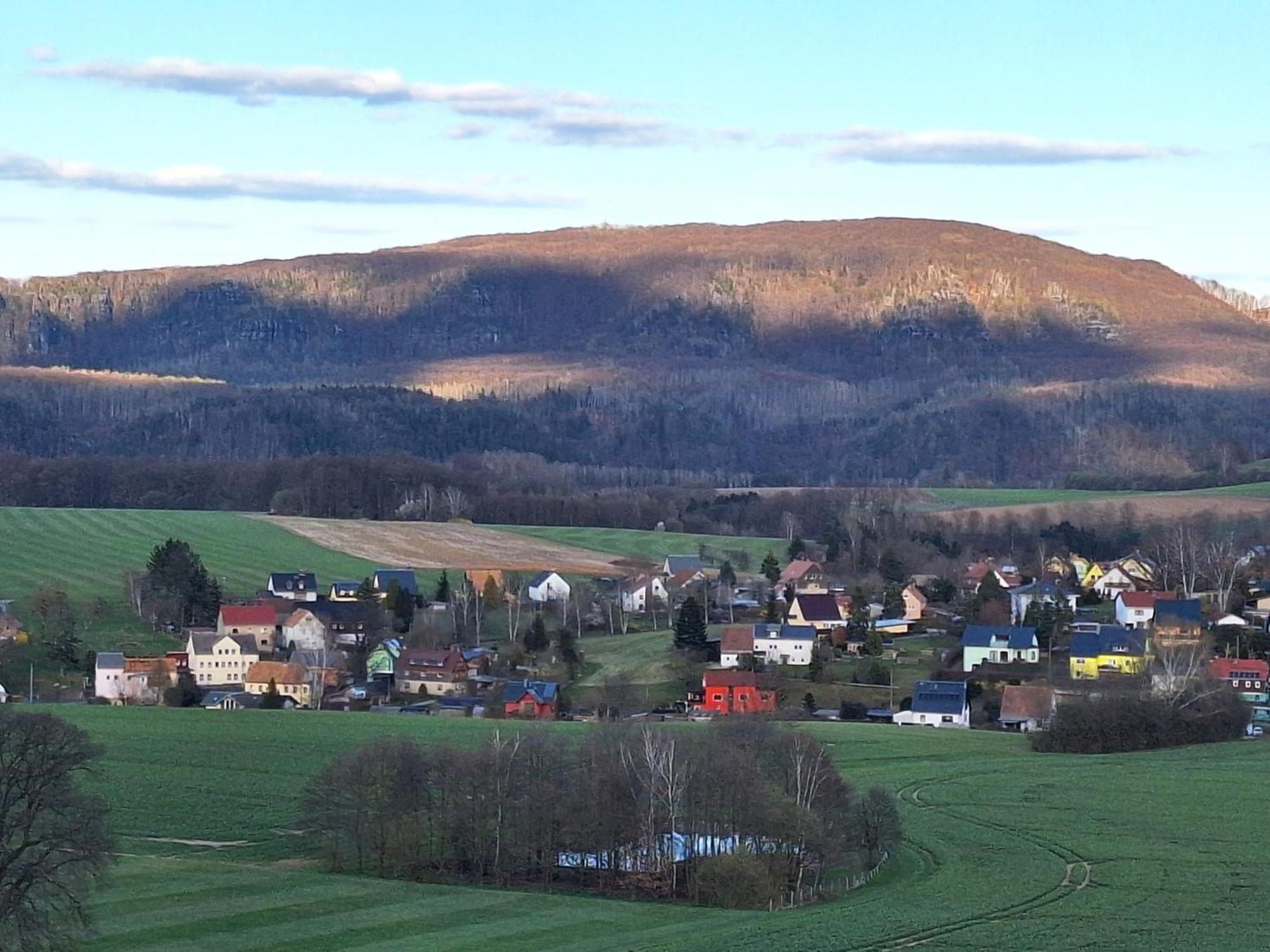 Ferienwohnung Blick Zum Zirkelstein Reinhardtsdorf-Schona Buitenkant foto